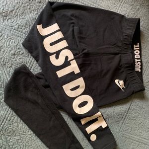 Nike Pants - Nike tights Nike Pants - Nike tights